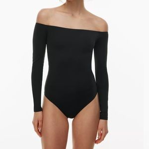 Aritzia babaton black off shoulder long sleeve bodysuit